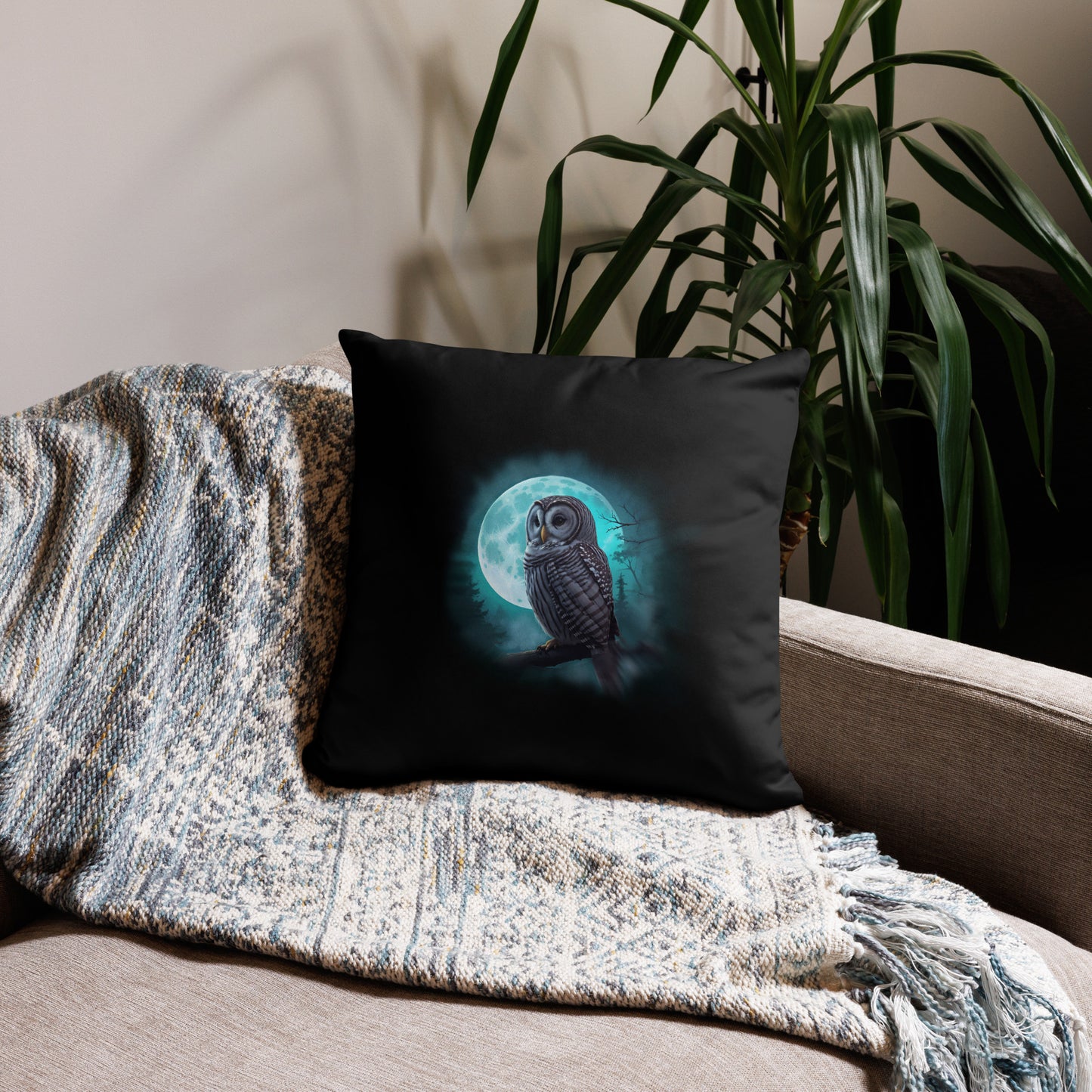 Basic Pillow Midnight Owl 2024