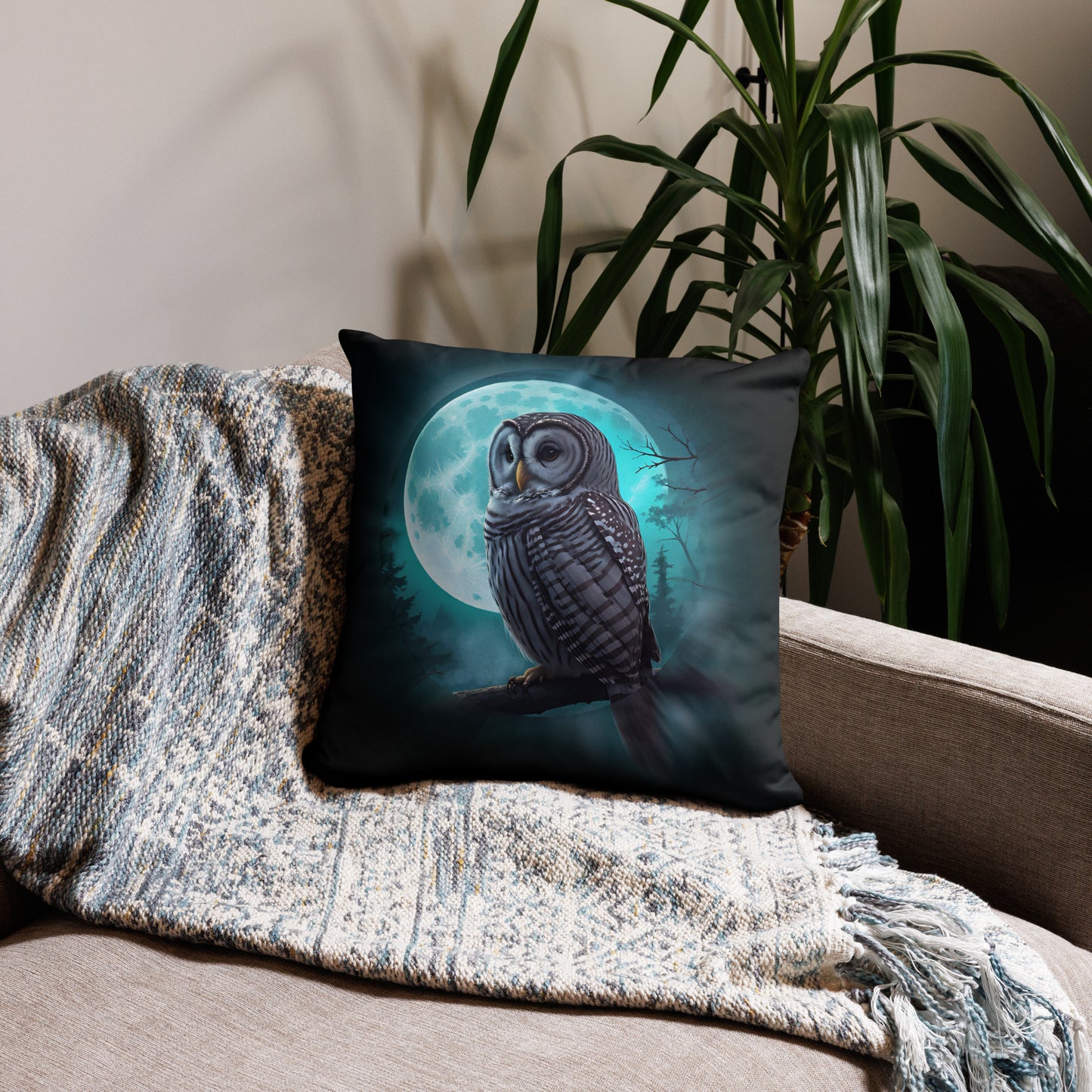Basic Pillow Midnight Owl 2024