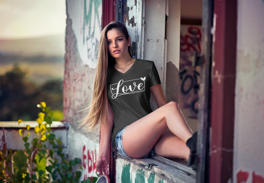 Women’s relaxed v-neck t-shirt "LOVE All Day Everyday"