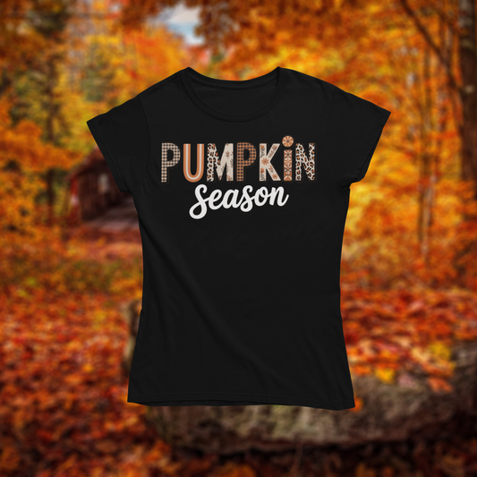 Softstyle, Unisex T-Shirt "Pumpkin Season" for Halloween Gildan 64000